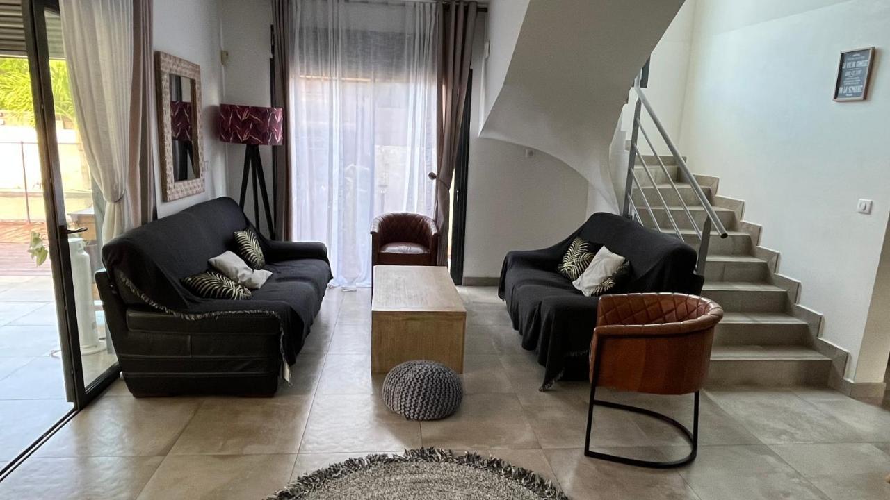 Villa Himani Сен Жилс ле Бен Екстериор снимка